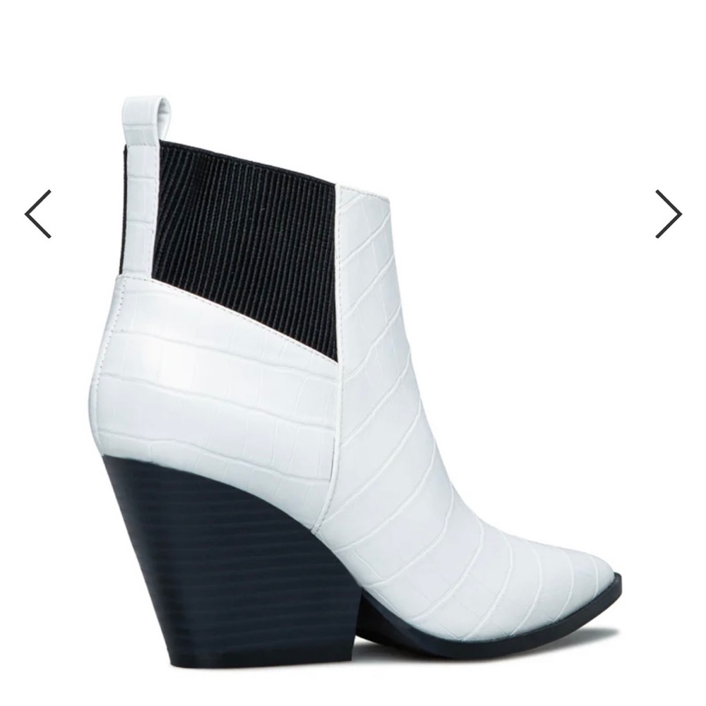 ShoeDazzle - Niko Croc Embossed Block Heel Ankle Bootie - Picture 3 of 12